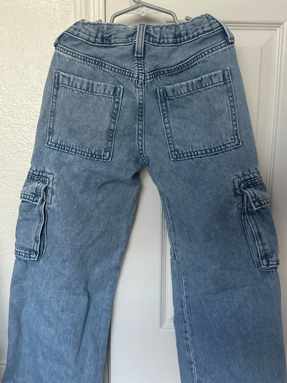Light Blue Cargo Jeans - Classic Utility Style